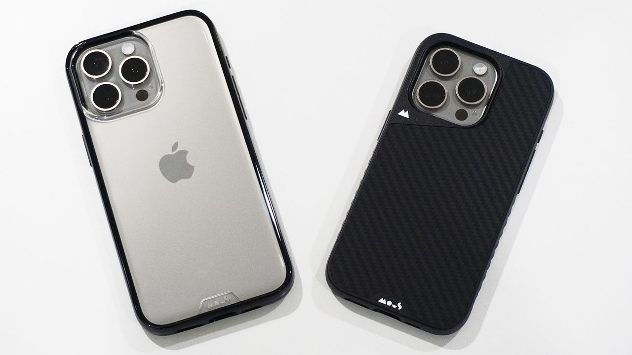 Mous iPhone 15 Pro case Clarity and Limitless 5 Aramid Fiber