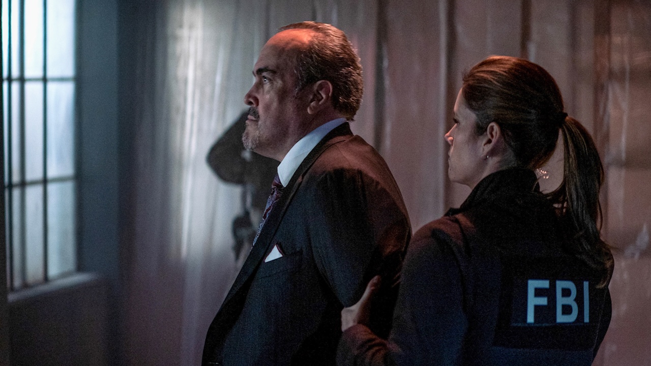 Maggie holding Vargus under arrest in CBS' FBI Season 3x03