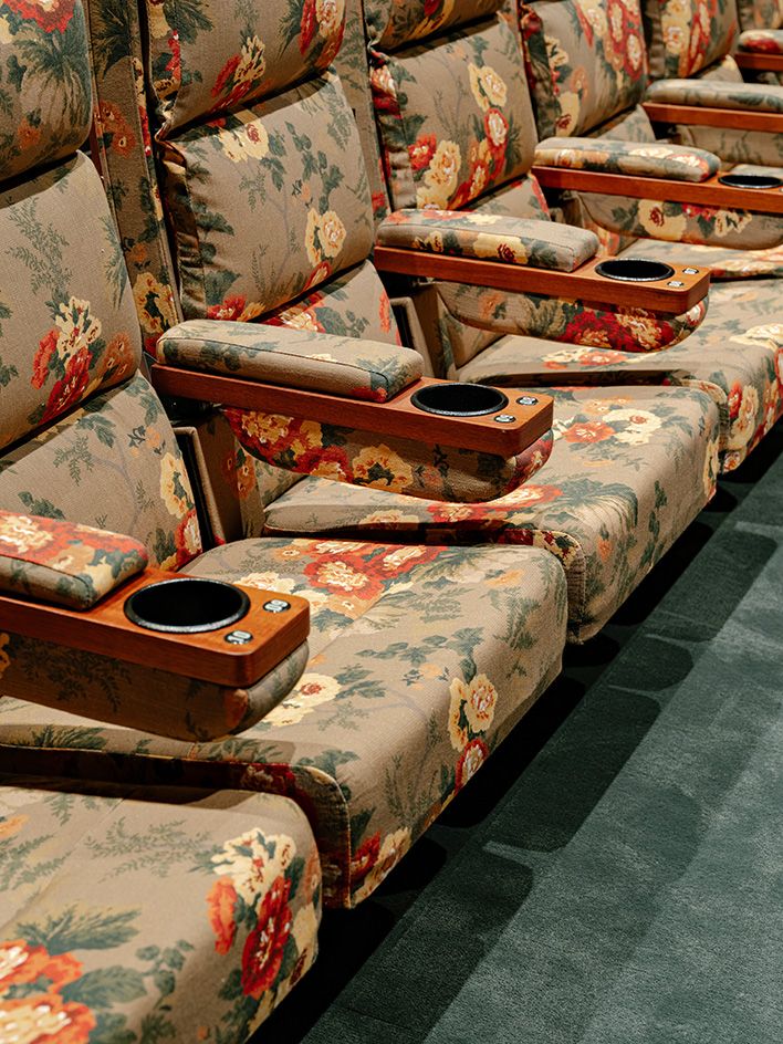 Cine Tutu by Isay Weinfeld interior