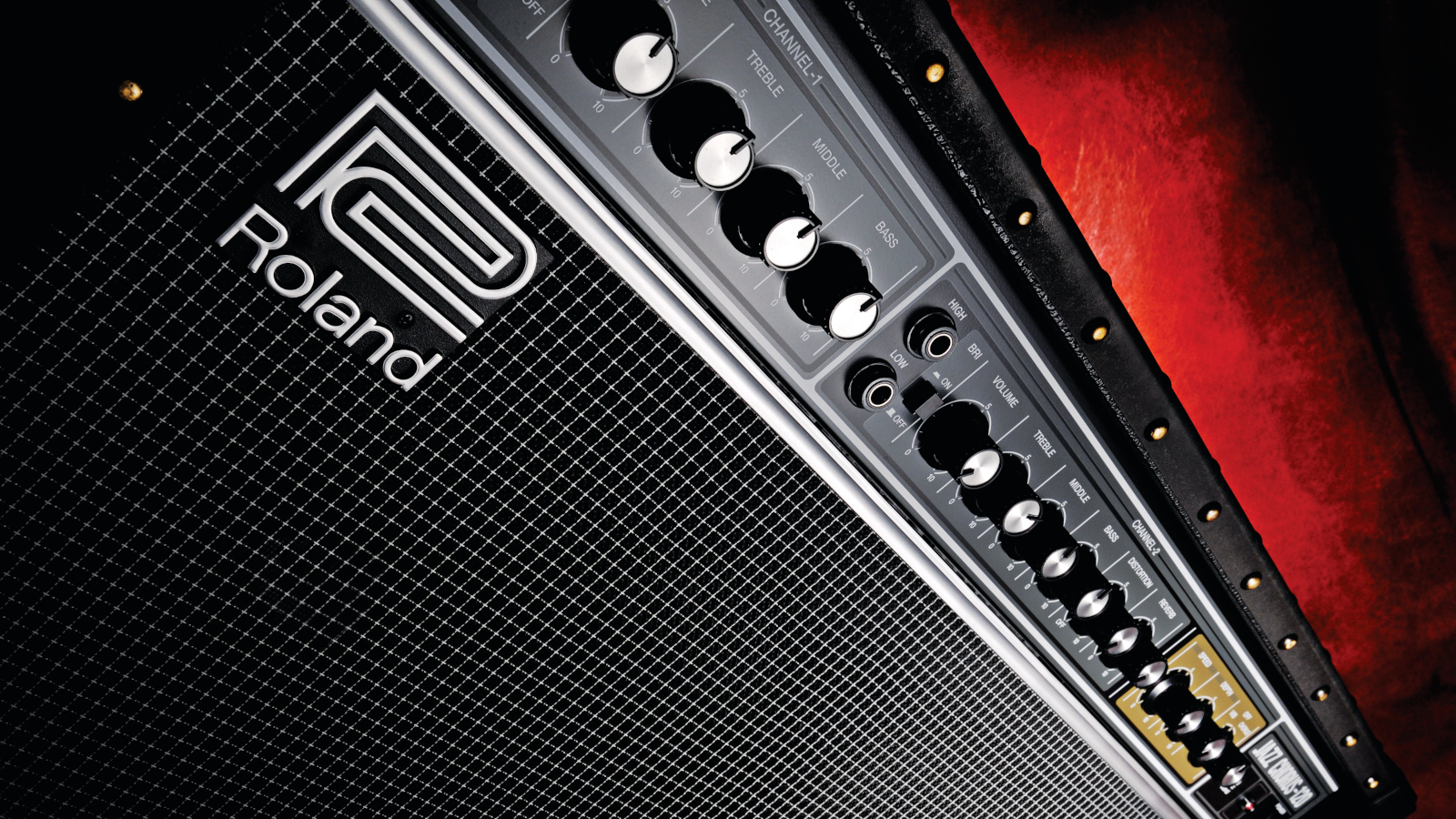 Pioneering Chorus: How the Roland JC-120 Jazz Chorus Amp and Boss 