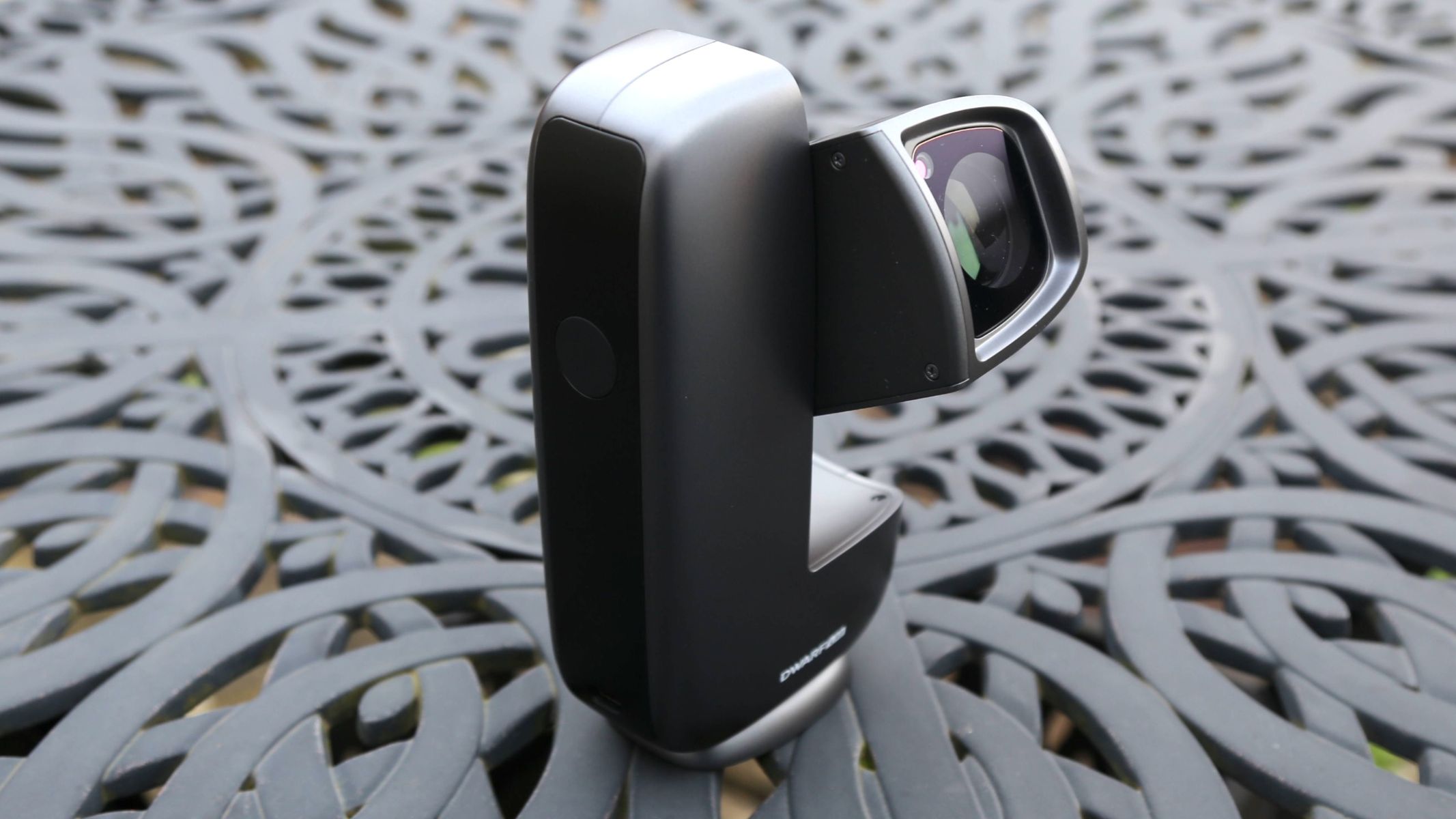 DWARFLAB Dwarf Mini on a metal garden table 