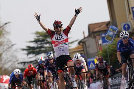 GP Industria & Artigianto Larciano 2022 - 44th Edition - Larciano - Larciano 192 km - 27/03/2022 - Diego Ulissi (ITA - UAE Team Emirates) - photo Massimo Fulgenzi/SprintCyclingAgency&Acirc;&copy;2022