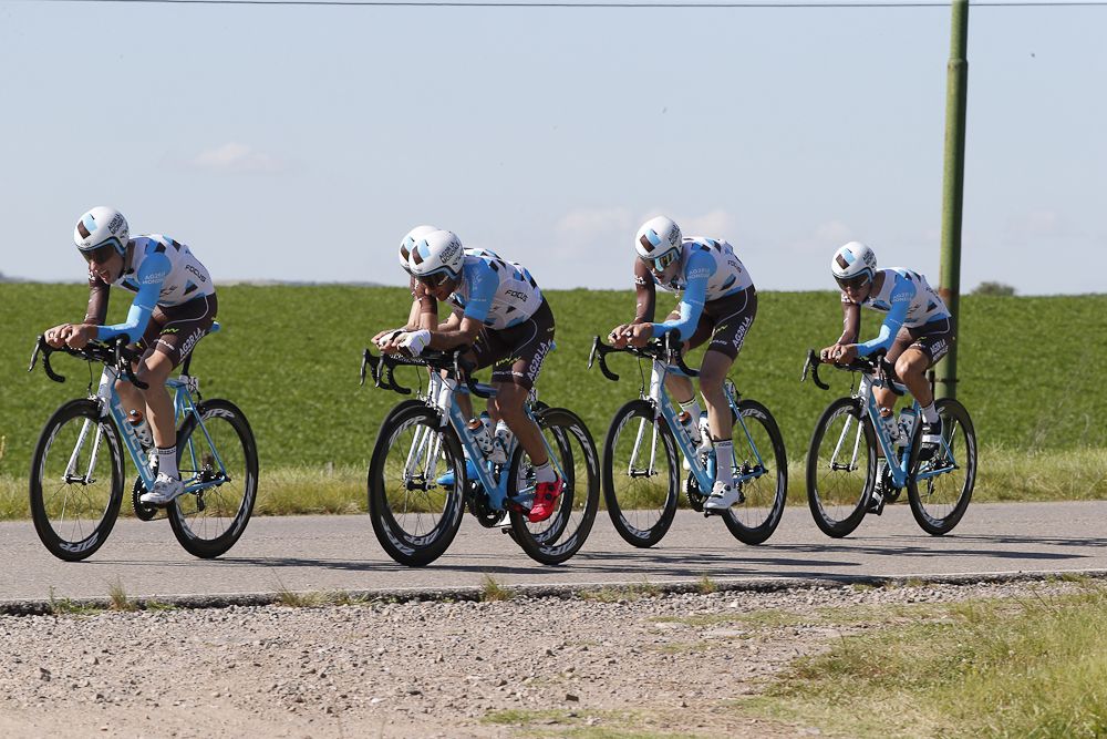 AG2R on the road during stage 1 in San Luis.