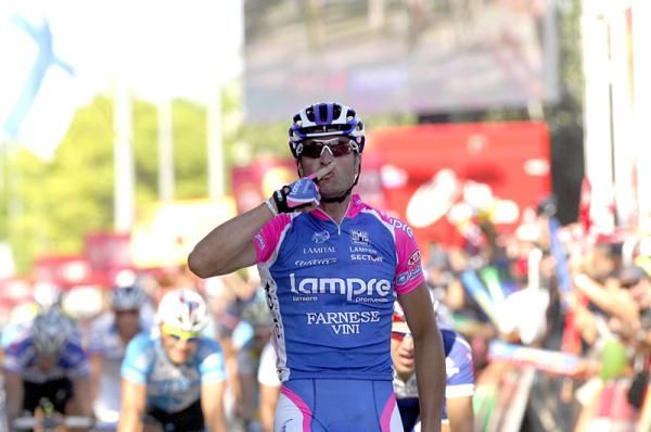 Alessandro Petacchi (Lampre) celebrates his first stage win of the Vuelta.