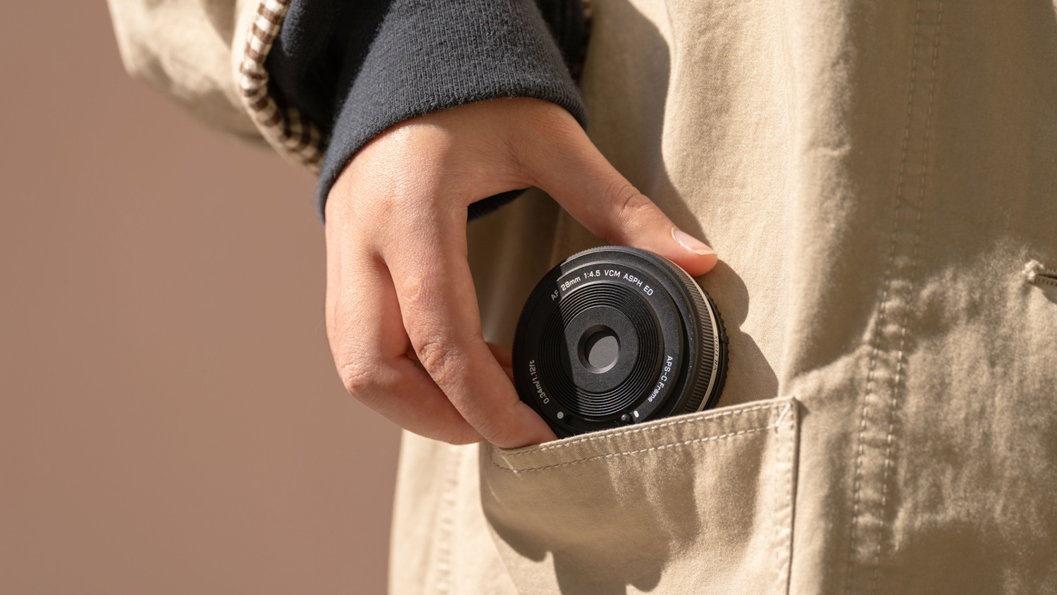 Viltrox AF 28mm f/4.5 XF