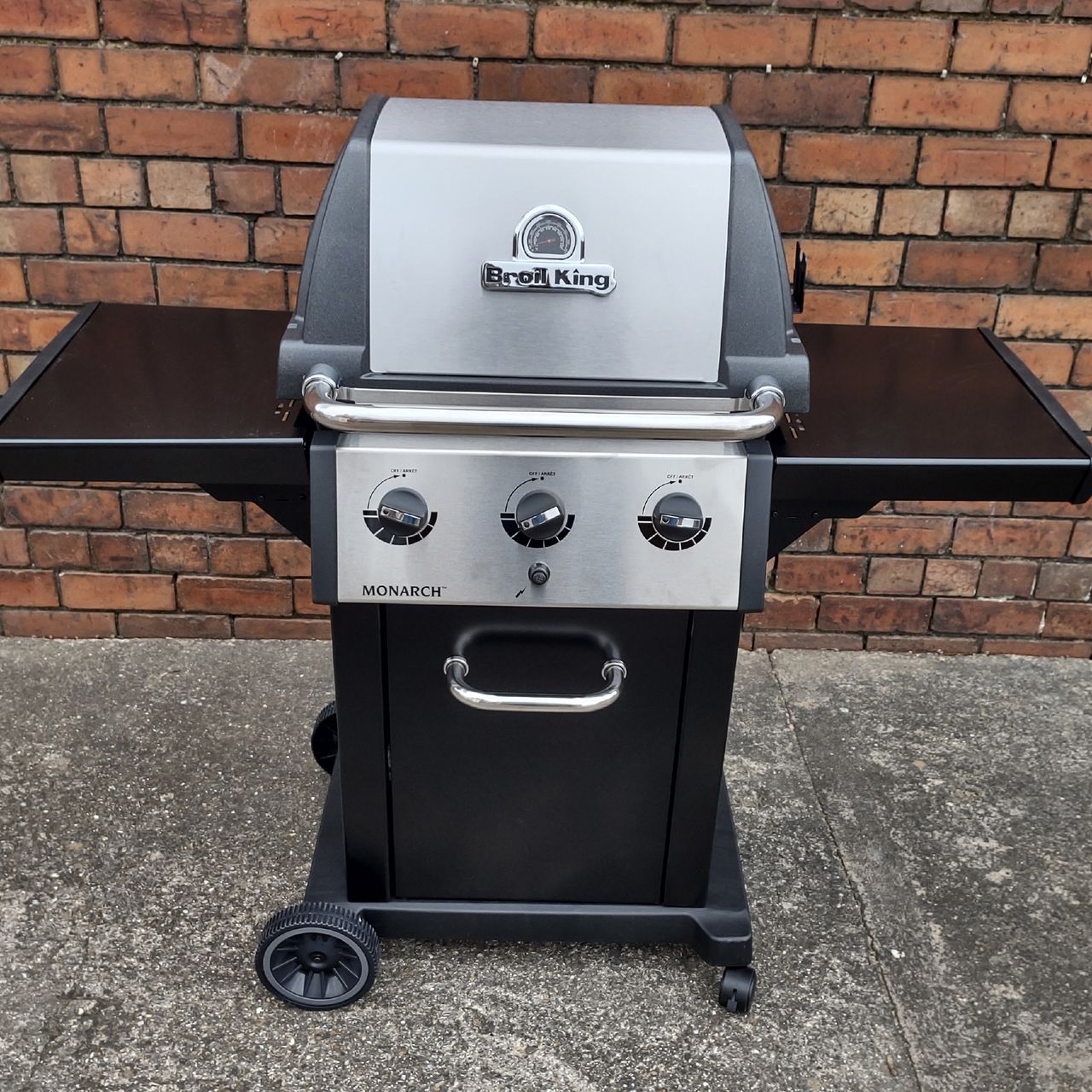 Is Broil King a good BBQ brand? Why the Broil King Monarch 320 is a