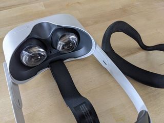 Oculus Elite Strap Remove Eye