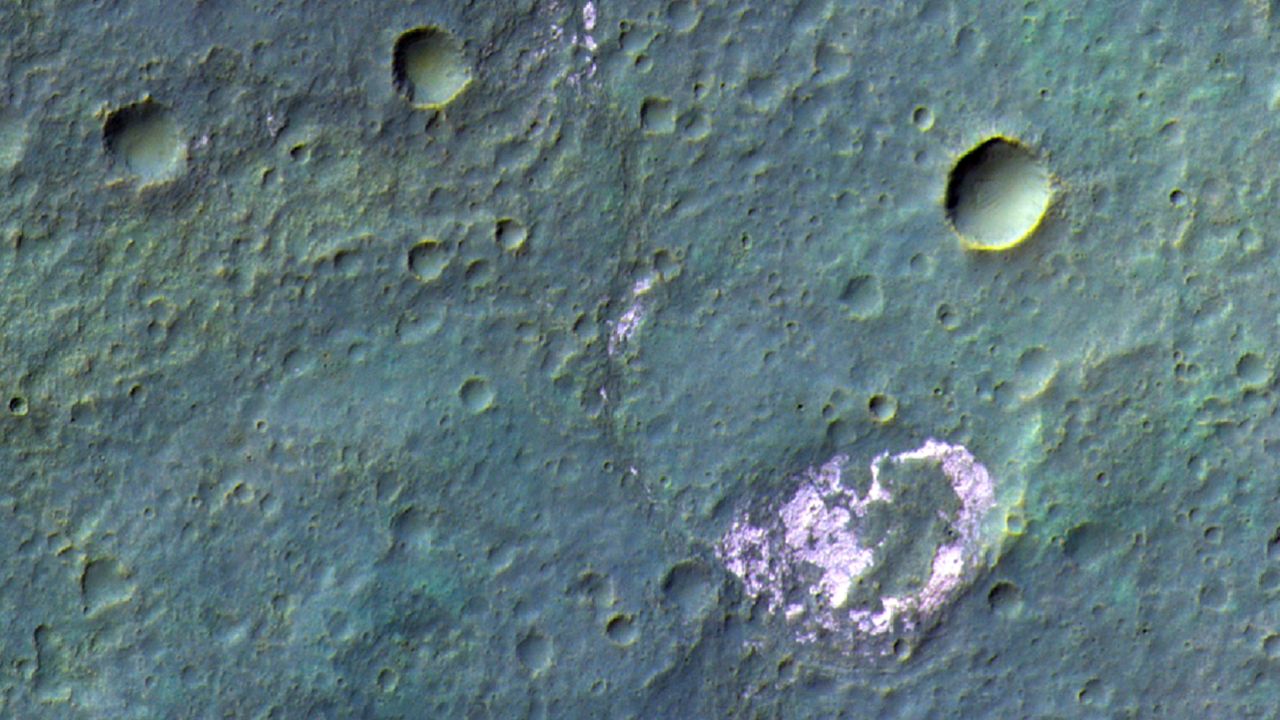 A pink splodge on the surface of mars