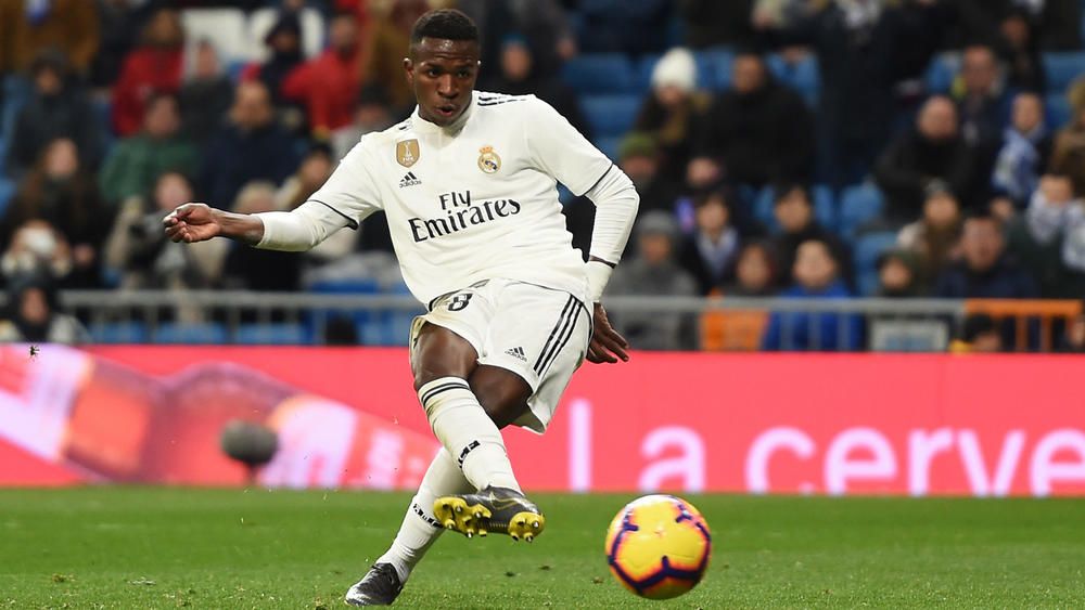 Brazil assistant to watch Vinicius' Madrid take on Barcelona | FourFourTwo