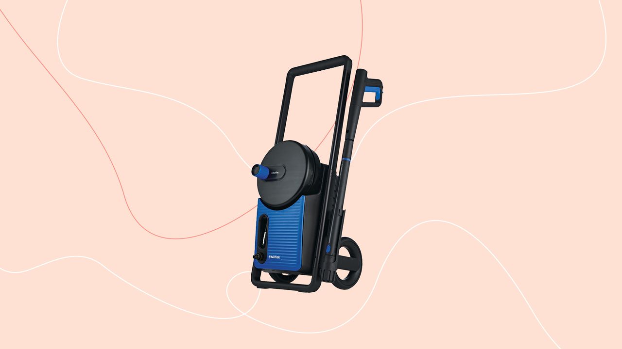 Nilfisk Excellent 160-10 pressure washer hero graphic