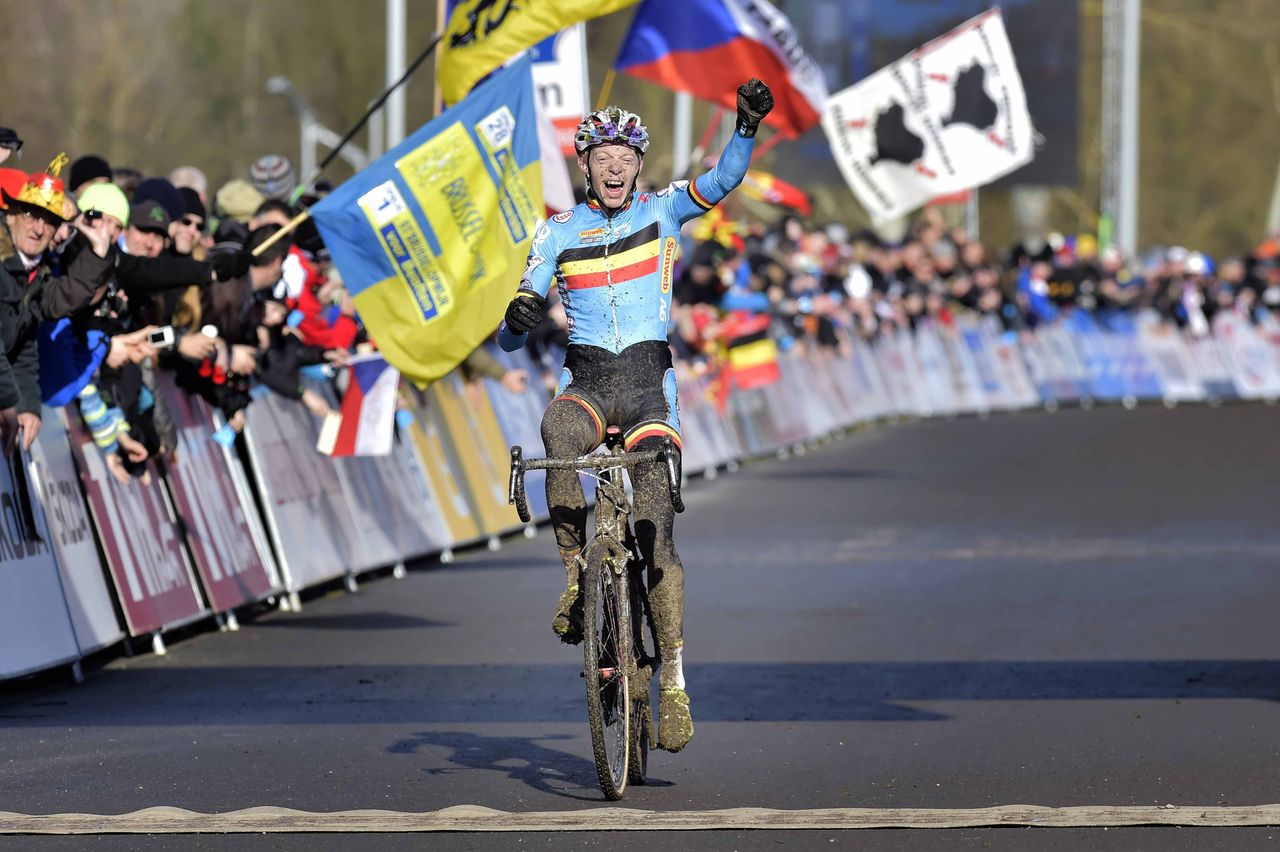 Michael Vanthourenhout (Belgium) crosses the line.