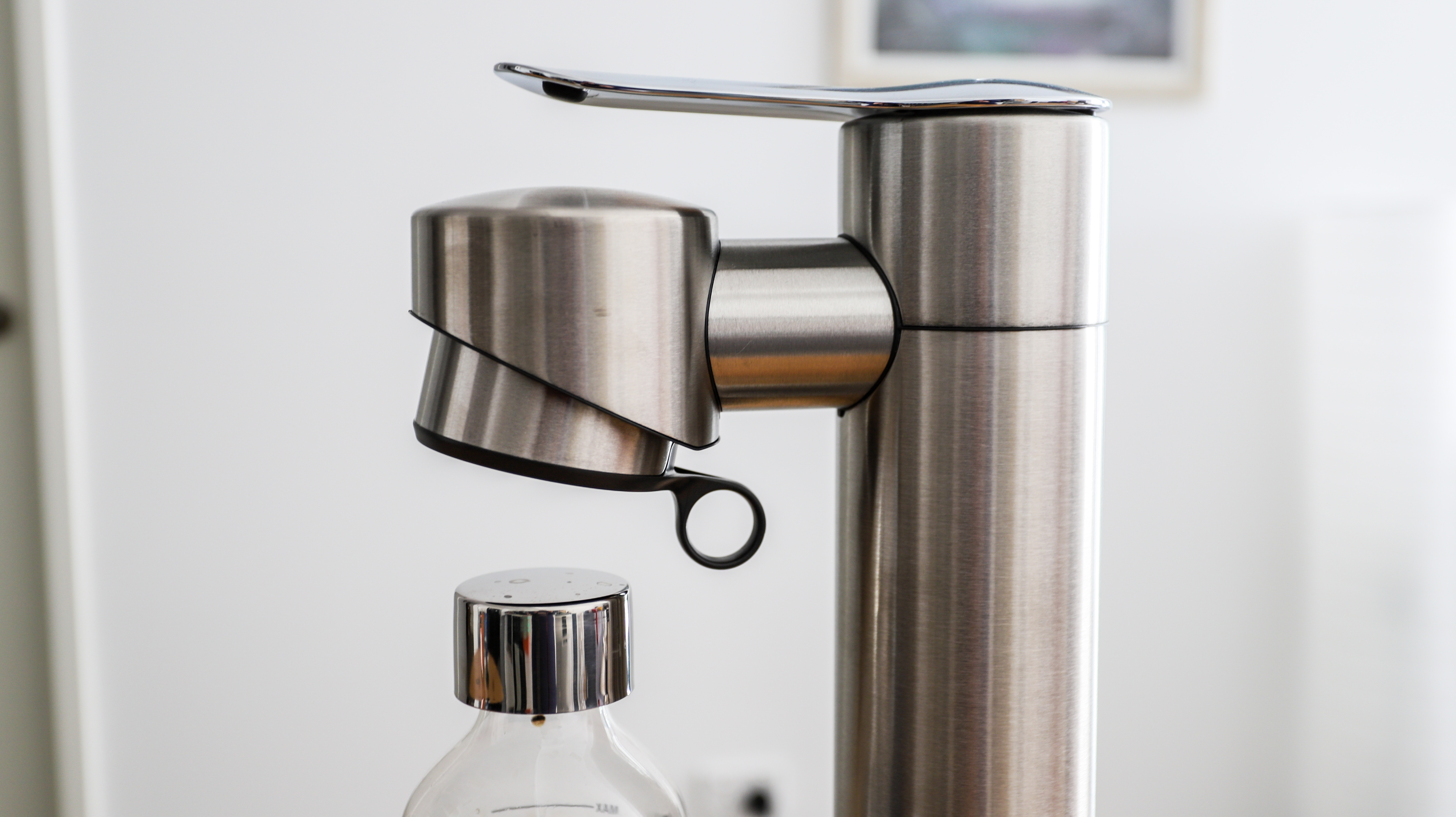 Breville the InFizz Fusion sparkling beverage maker in Brushed Steel