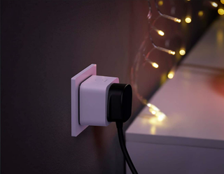 Amazon philips hue smart lighting plug