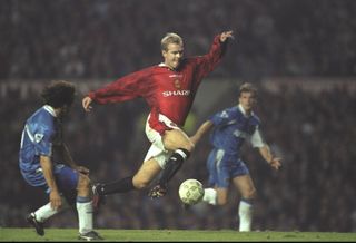 Henning Berg in action for Manchester United against Chelsea in September 1997.