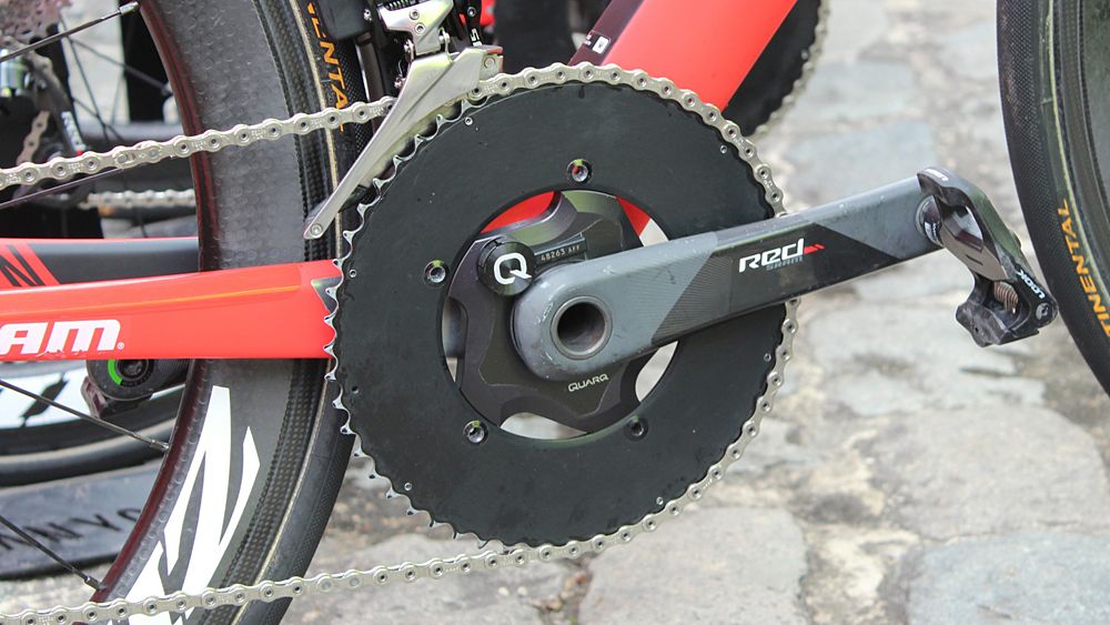 Team Katusha is racing SRAM eTap groups, but with blacked-out Rotor rings. For Scheldeprijs, Alexander Kristoff used a 54/46 ring combination