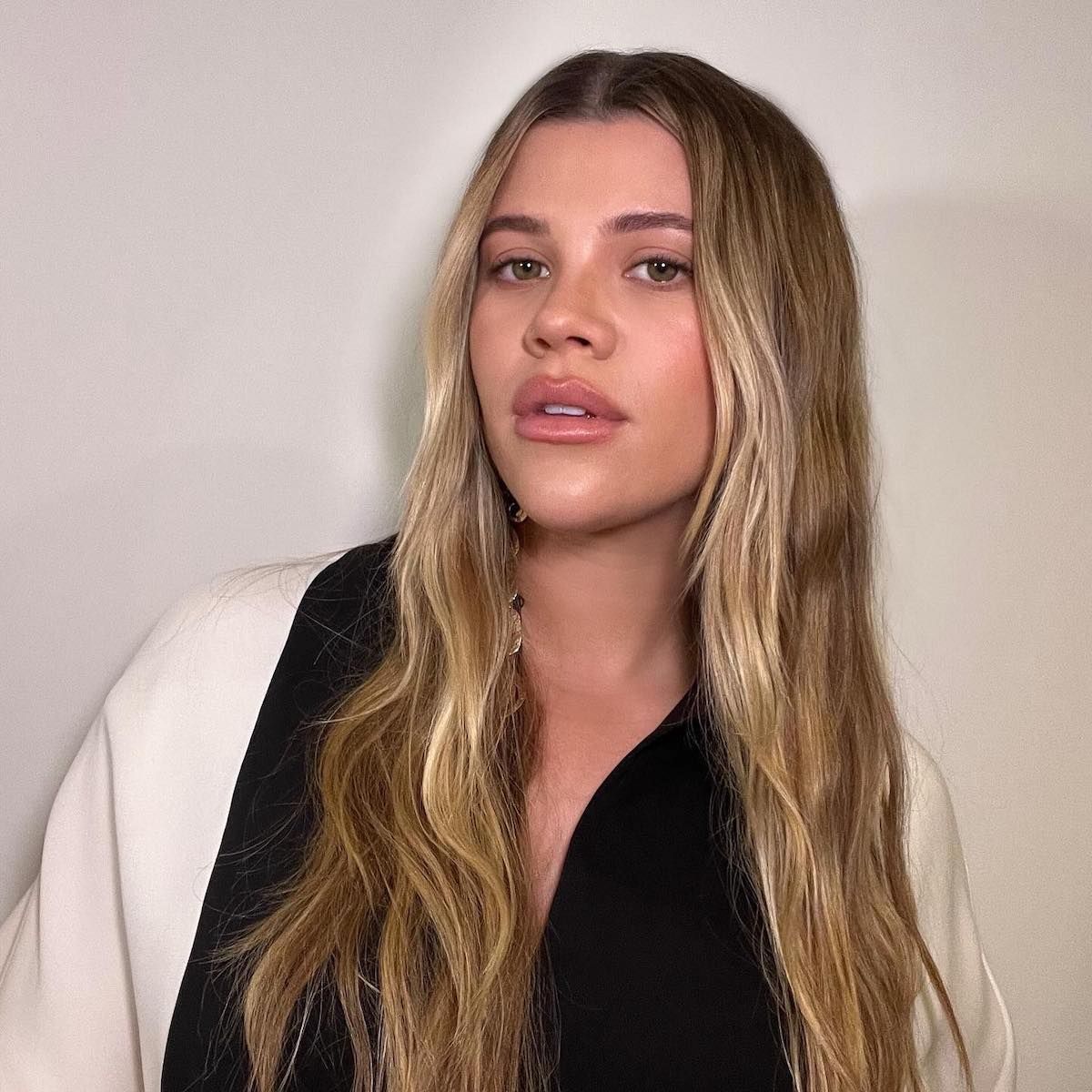 The Pregnancy-Safe Beauty Products Sofia Richie &quot;Literally Cannot Function Without&quot;