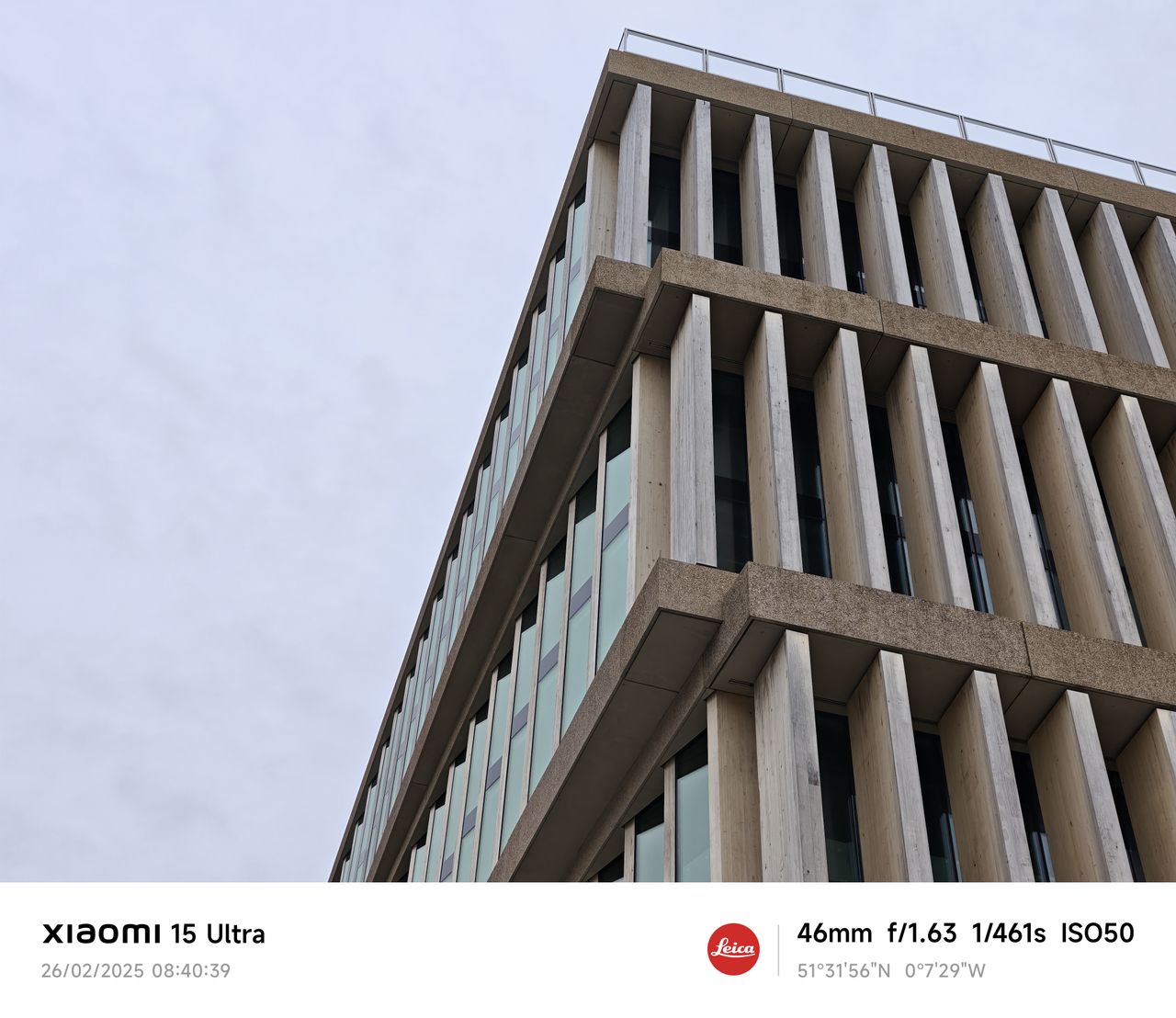 Xiaomi 15 Ultra camera sample building corner