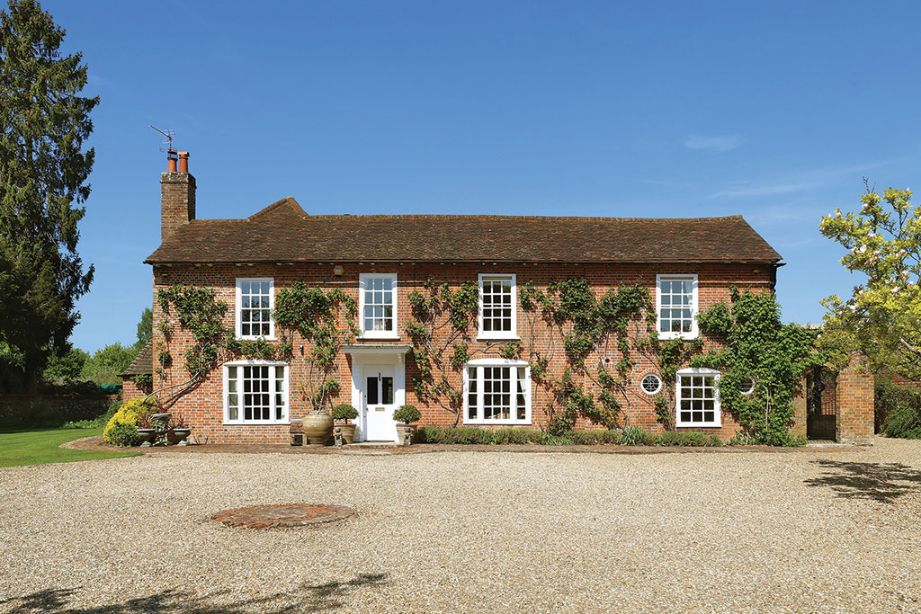 Property for sale: Sloelands Farm, Ashley Green, Buckinghamshire.