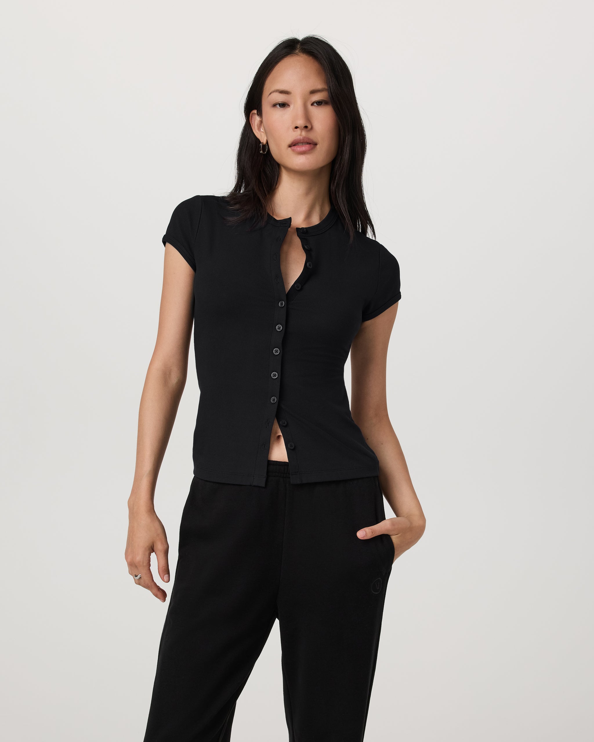 Short Sleeve Pose Button Up - Black - Xxs