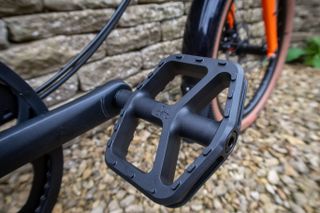 Brompton wide platform pedals