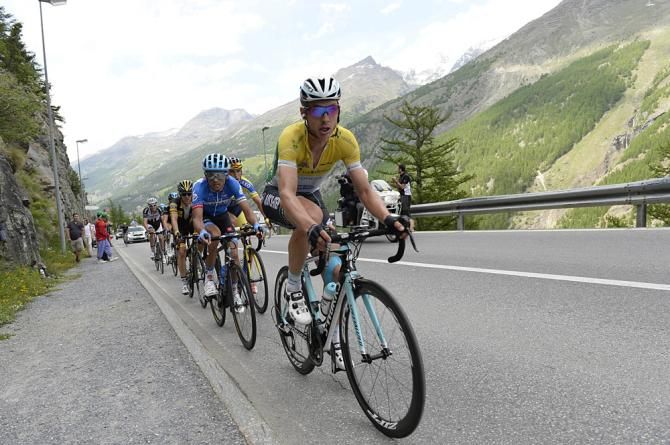 Tony Martin (Omega Pharma-QuickStep) tries to hold onto his race lead