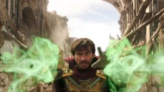 Jake Gyllenhaal's Mysterio gets down to business...