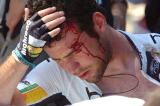 Mark Cavendish (HTC-Highroad) needed treatment after his crash
