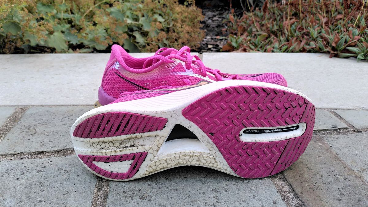 saucony endorphin speed 3 pro