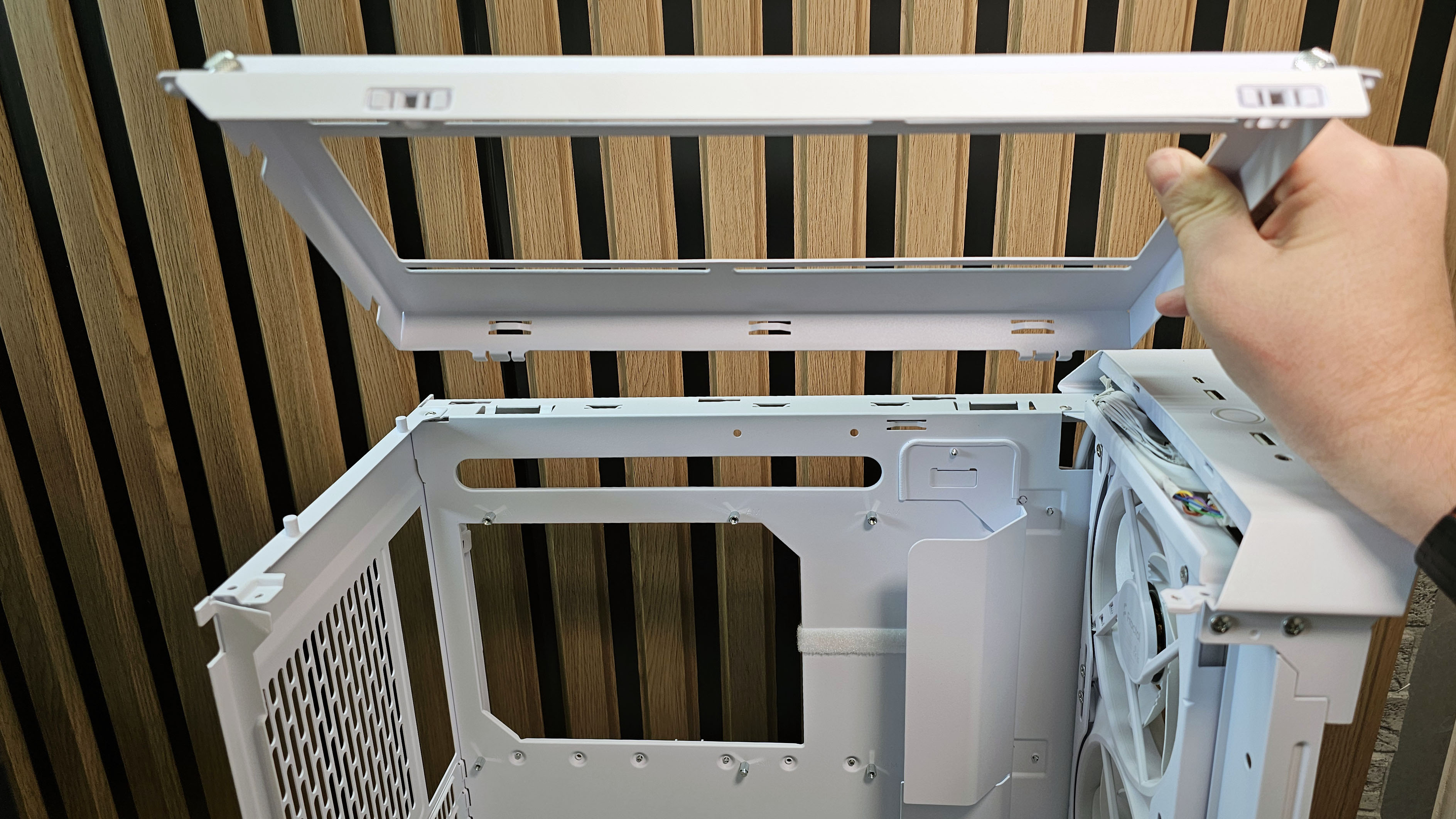 Fractal Meshify 3 and 3 XL cases