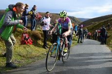 Illi Gardner rides up the Old Shoe in the British Hill Climb Championships