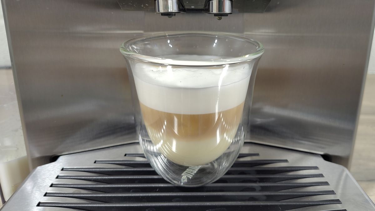Sennheiser EQ900 coffee maker