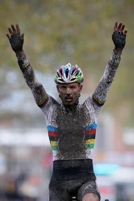 For the fifth time in his career, Sven Nys prevailed at Jaarmarktcross Niel