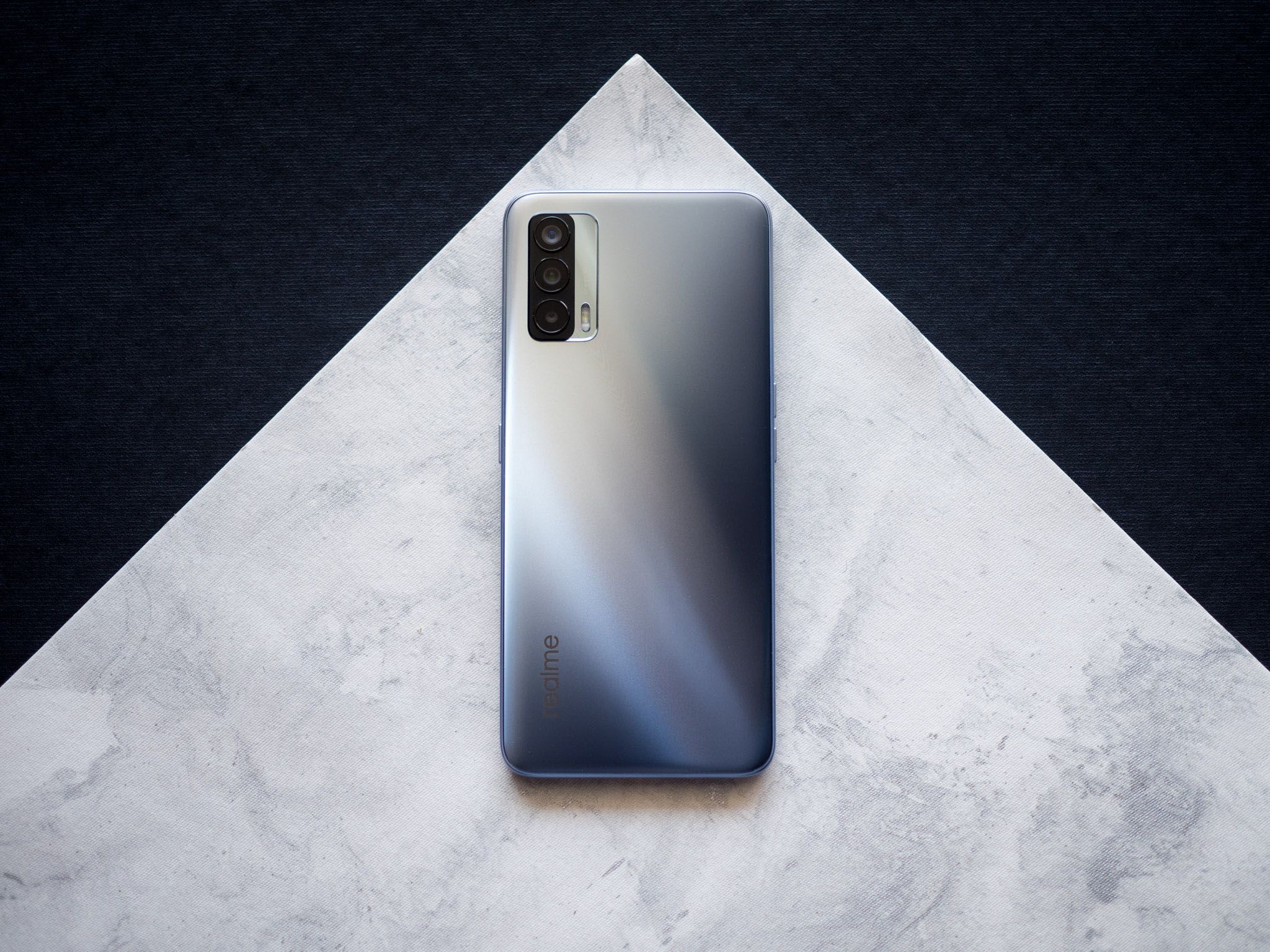 値下げ交渉可！realme 7 5G シルバー p78aYzjydS2M7UMJ5fpsDW-2048-80.jpg