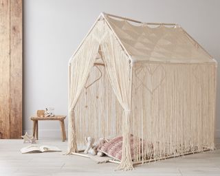 A macrame playhouse DIY bedroom decor
