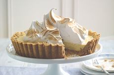 Classic key lime pie