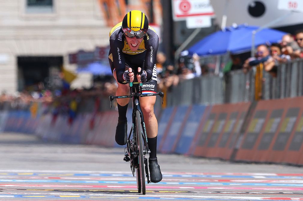 Jos van Emden rides into first place in stage 21 of the Giro d'Italia.