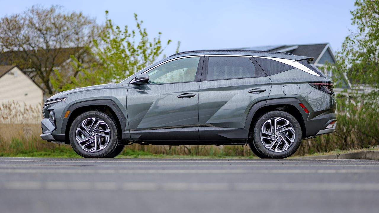 2026 Hyundai Tucson Hybrid review.