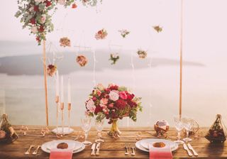 Wedding readings: The head table at a wedding day