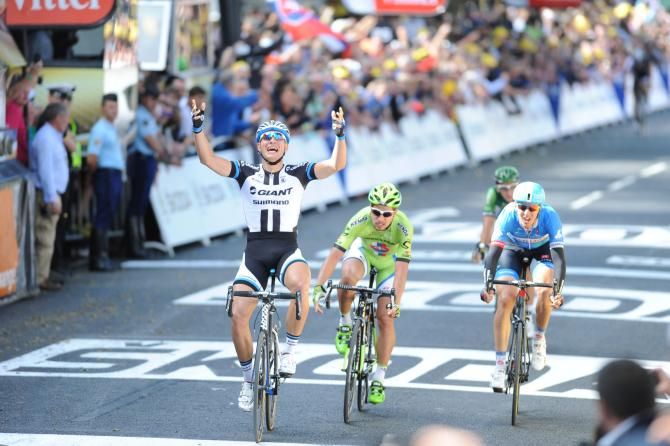 Marcel Kittel wins stage 1 of the Tour