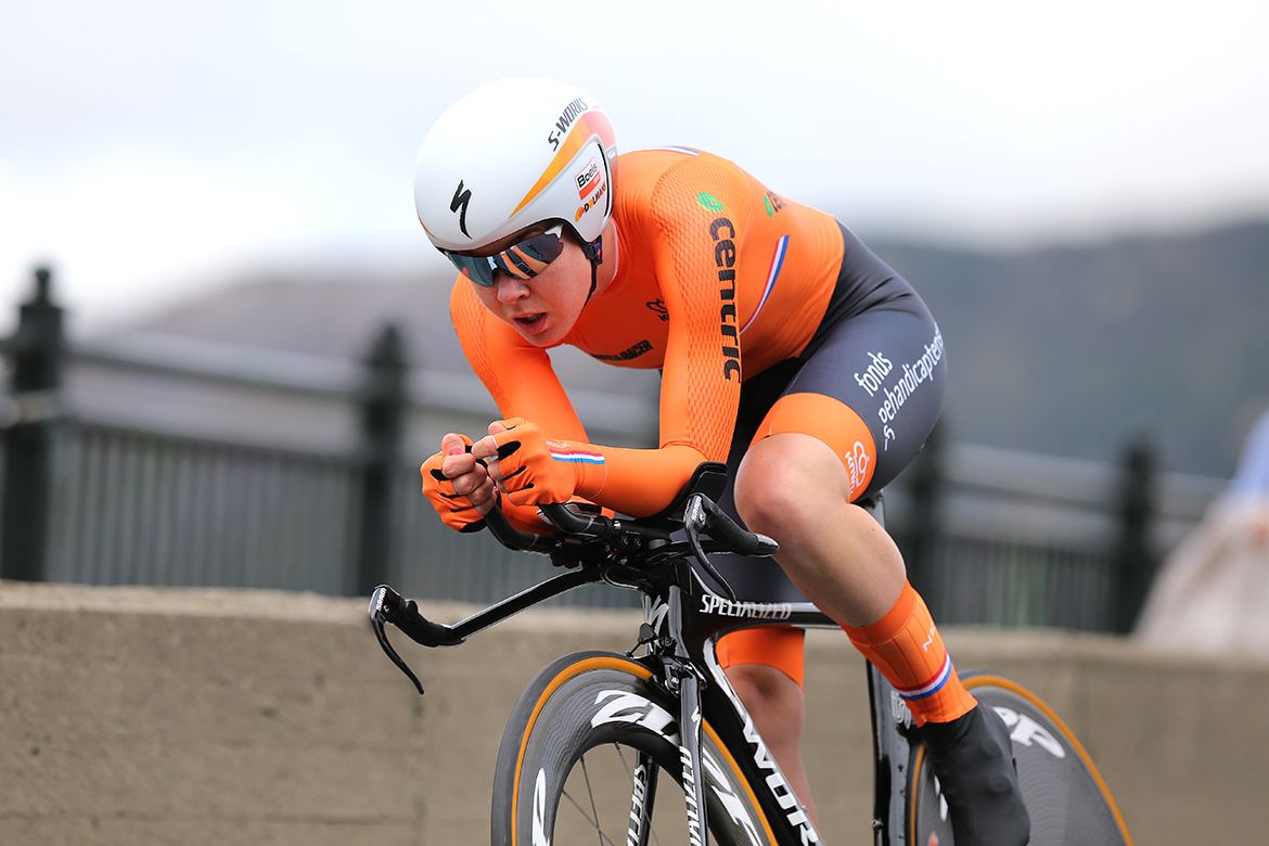 Anna van der Breggen made it a Dutch one-two