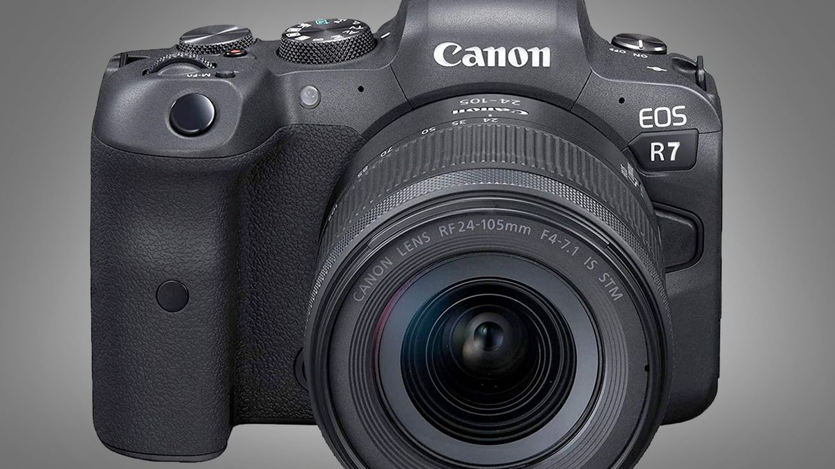 Canon EOS R7 rumors suggest it could be a dream wildlife camera