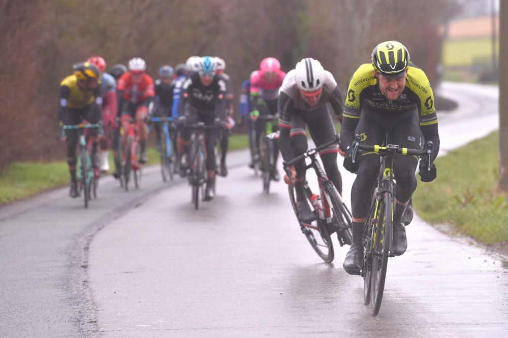 Dwars door Vlaanderen was a very tactical race due to the cold and rain