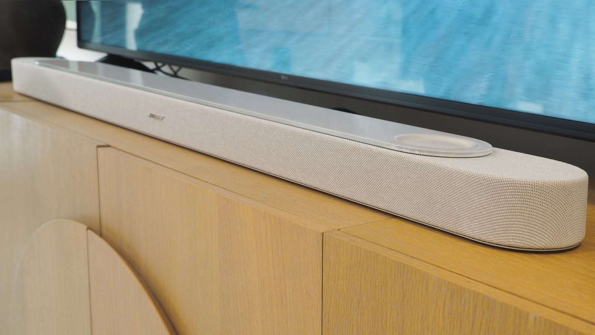 Bose Lifestyle Ultra Soundbar