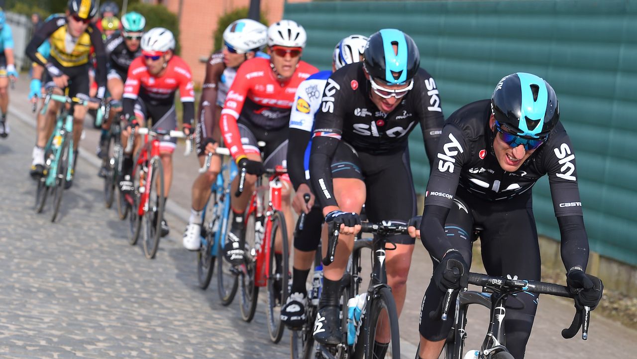Gianni Moscon and Ian Stannard wore the new helmet at Omloop Het Nieuwsblad