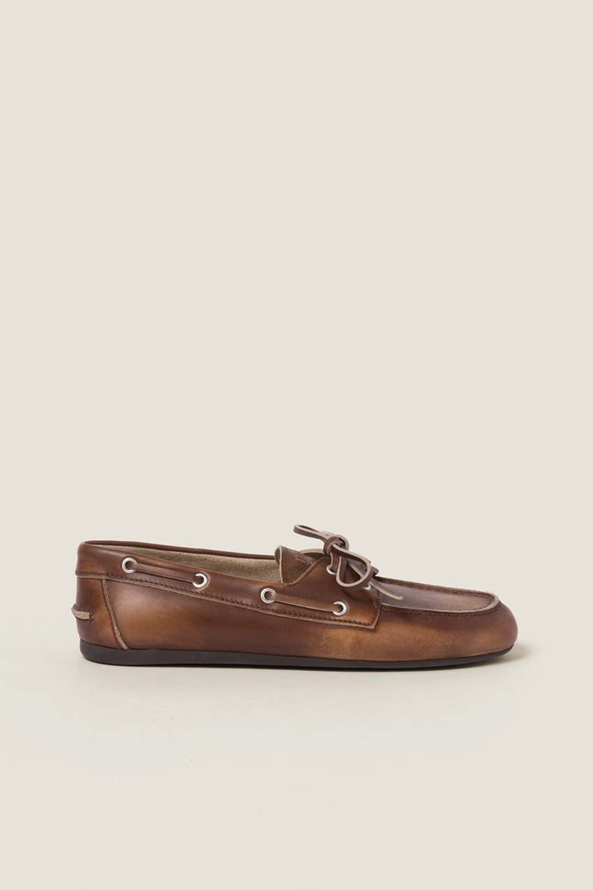 Unlined Bleached Leather Boat Shoes