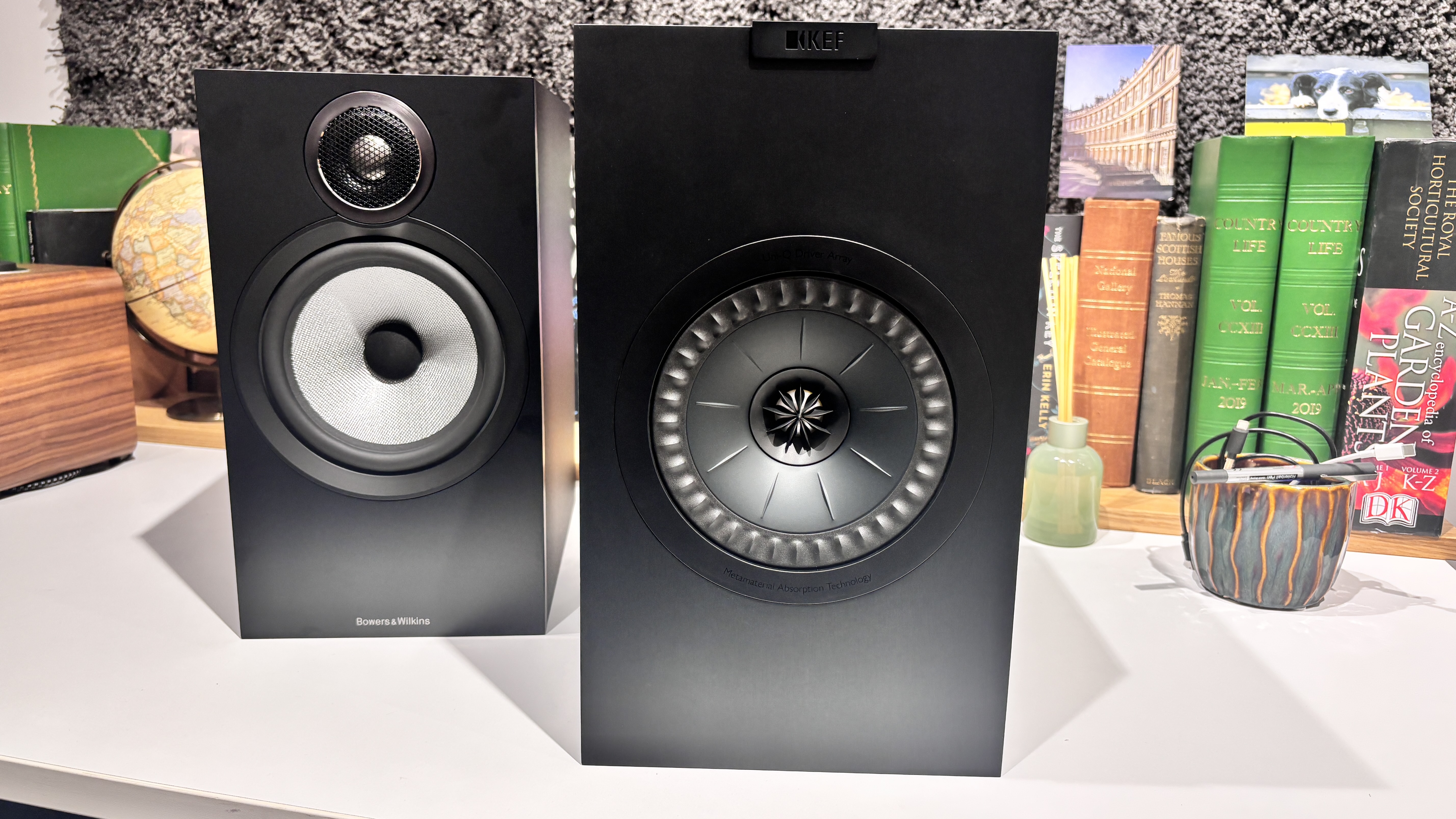 KEF Q3 Meta vs B&amp;amp;W 606 S3 standmounts in black