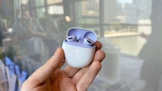 Google Pixel Buds 2a hands-on