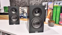 Elac Debut 3.0 DB53 standmount speakers