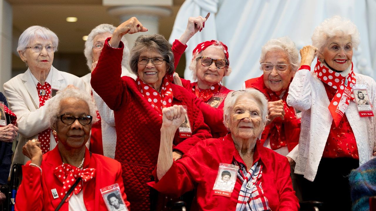 &quot;Rosies&quot; pose for a photo at the U.S. Capitol before their Congressional Gold Medal Ceremony