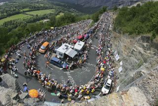 'All the roads will be saturated' – Our tips for negotiating Alpe d'Huez travel chaos to watch double Tour de France stage finishes